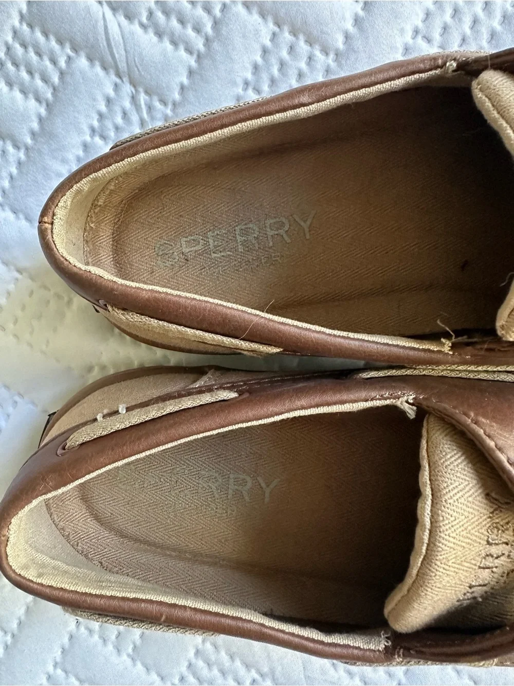 Sperry Canvas and Leather TopSiders Size 9